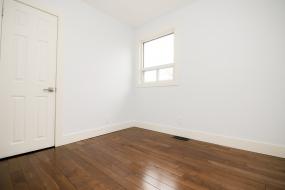 Property listing for 69 East 22nd St., Hamilton, ON